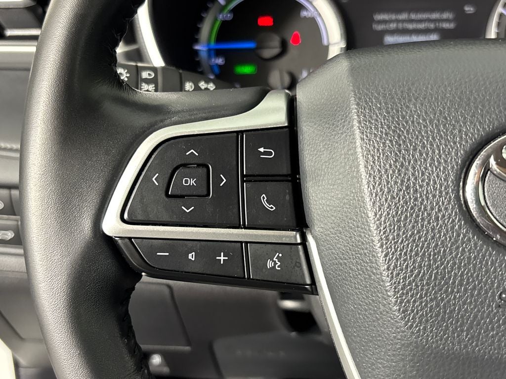 2024 Toyota Highlander Hybrid XLE