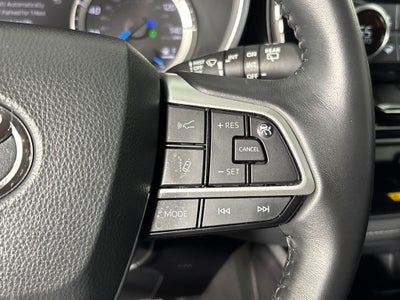 2024 Toyota Highlander Hybrid XLE