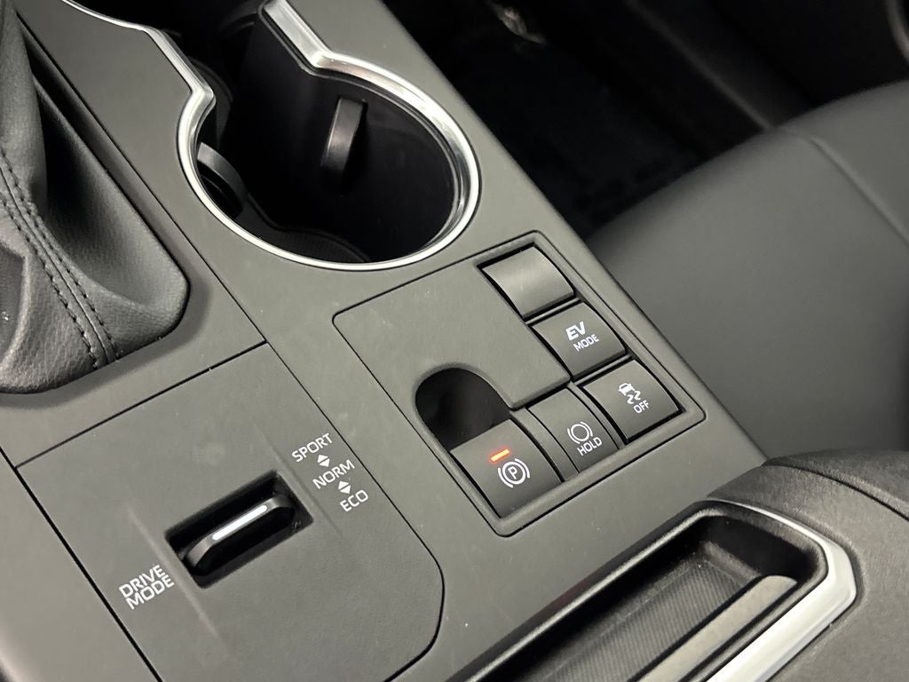 2024 Toyota Highlander Hybrid XLE