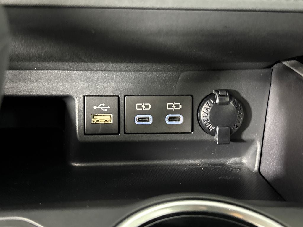 2024 Toyota Highlander Hybrid XLE