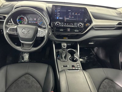 2024 Toyota Highlander Hybrid XLE