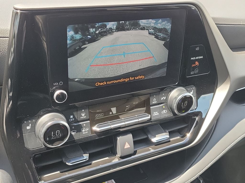 2023 Toyota Highlander Hybrid XLE