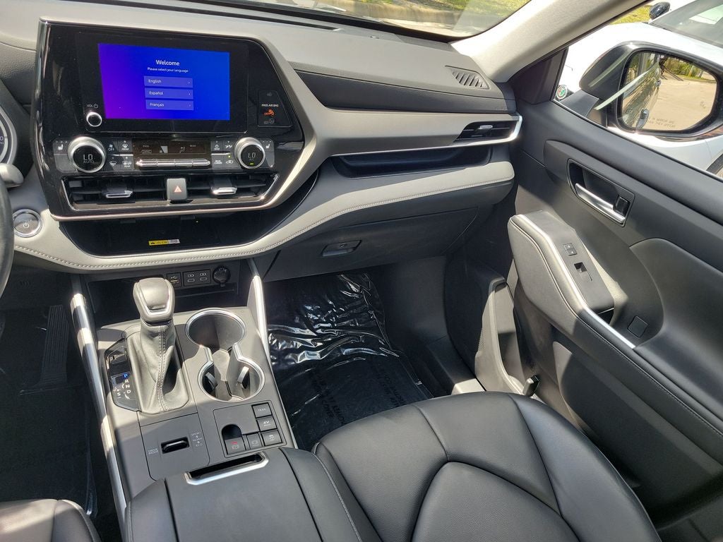 2023 Toyota Highlander Hybrid XLE