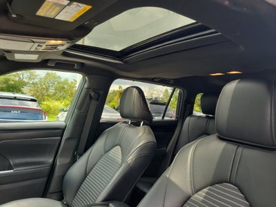 2024 Toyota Highlander XSE