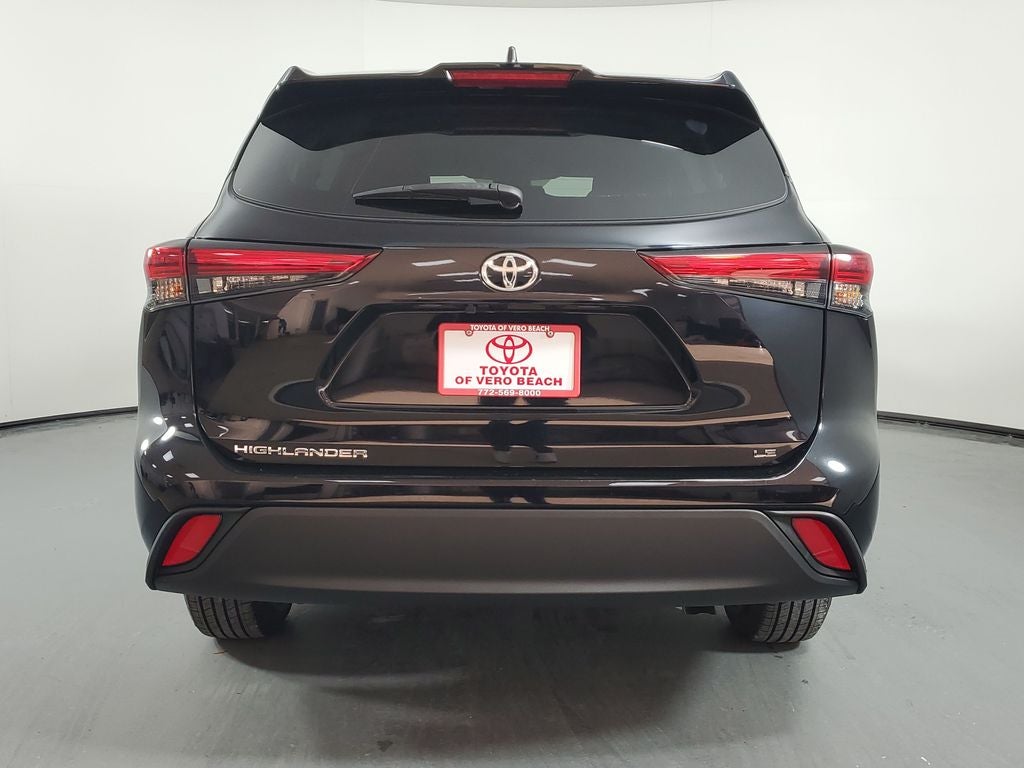 2023 Toyota Highlander LE