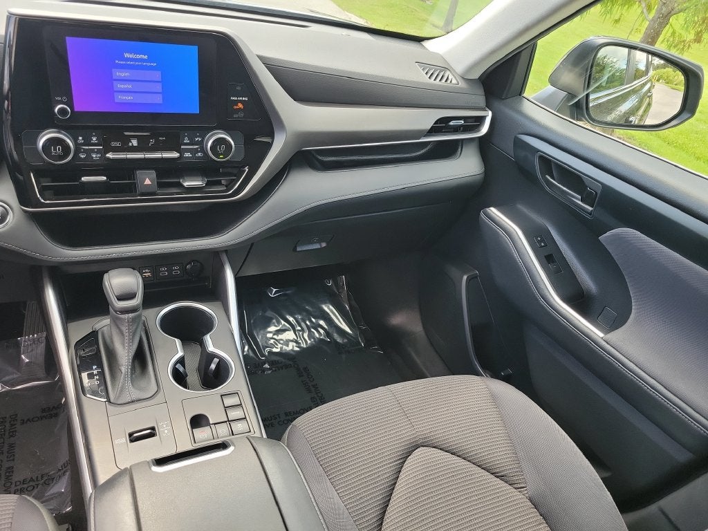2023 Toyota Highlander L