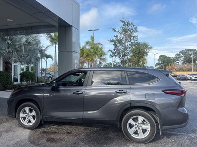 2024 Toyota Highlander LE