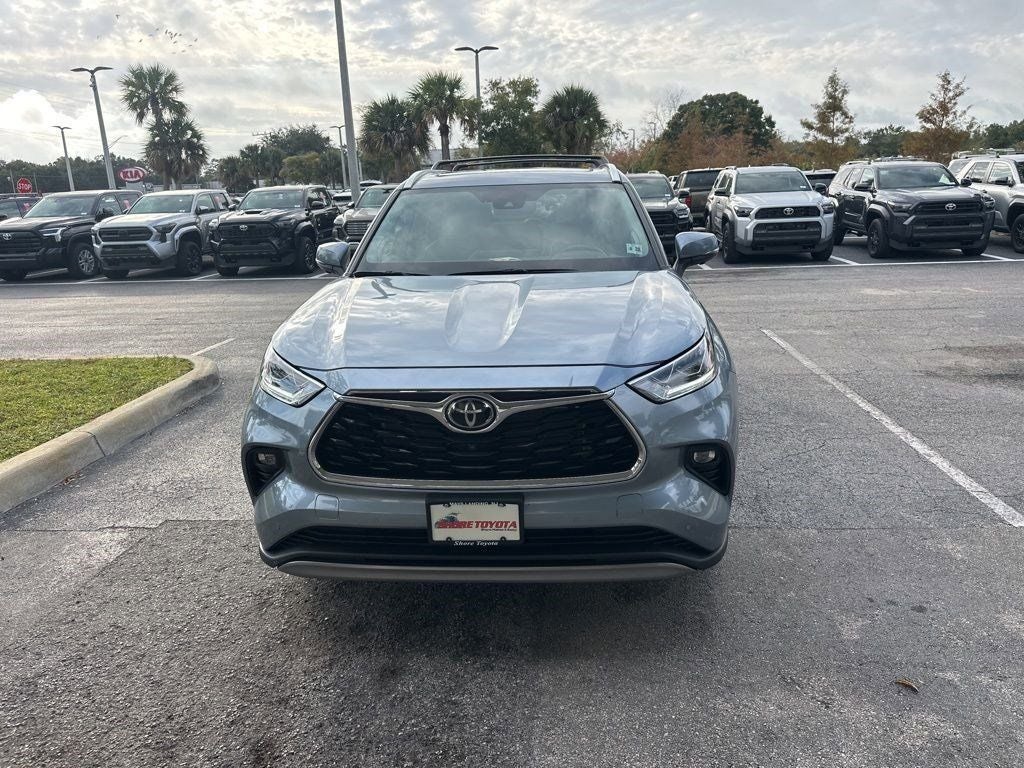 2023 Toyota Highlander Platinum