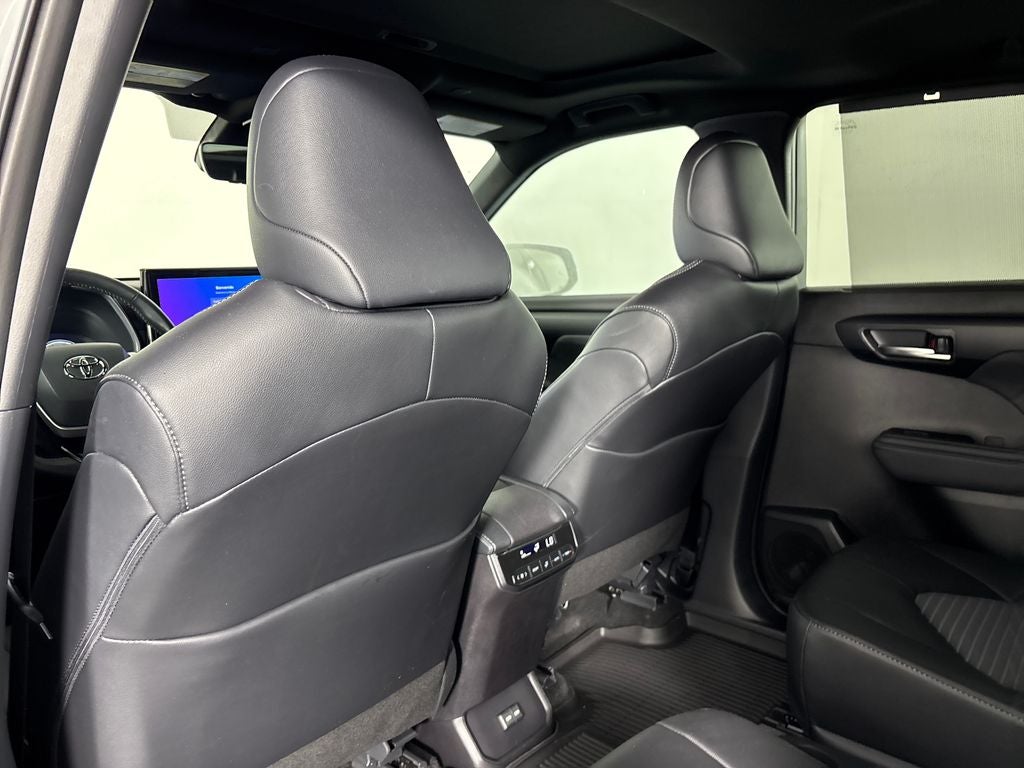 2025 Toyota Highlander XSE