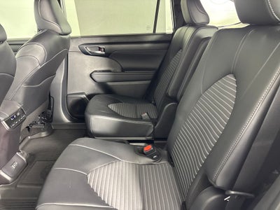 2025 Toyota Highlander XSE
