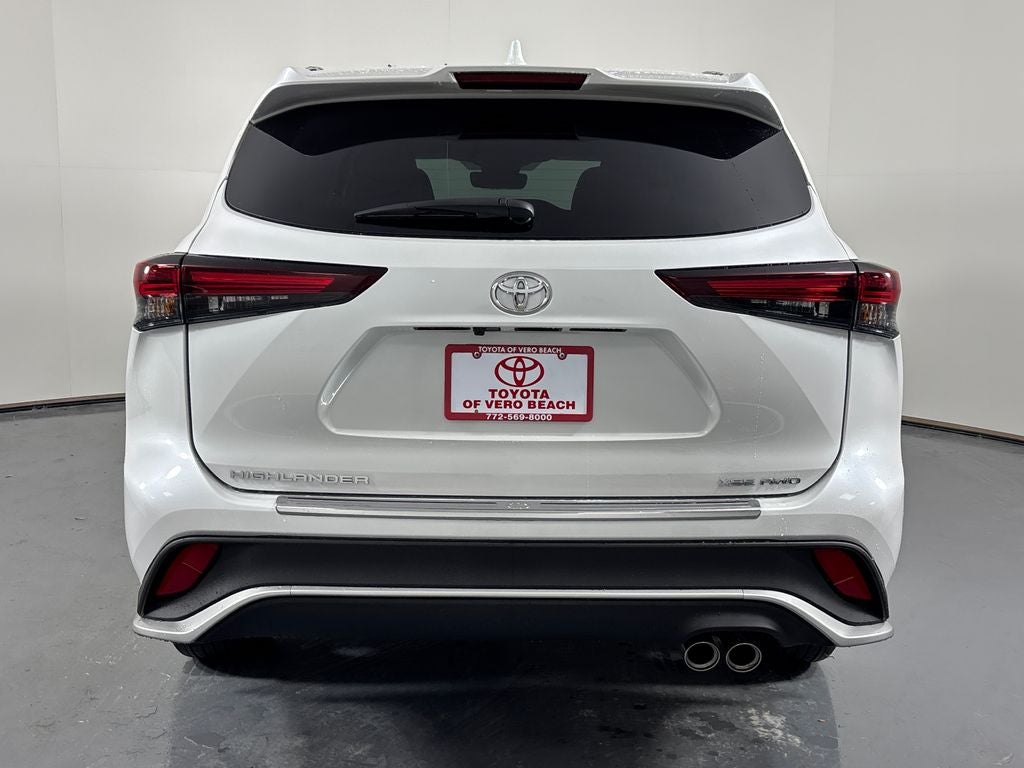 2025 Toyota Highlander XSE