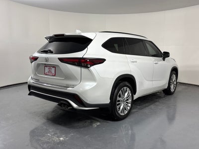 2025 Toyota Highlander XSE