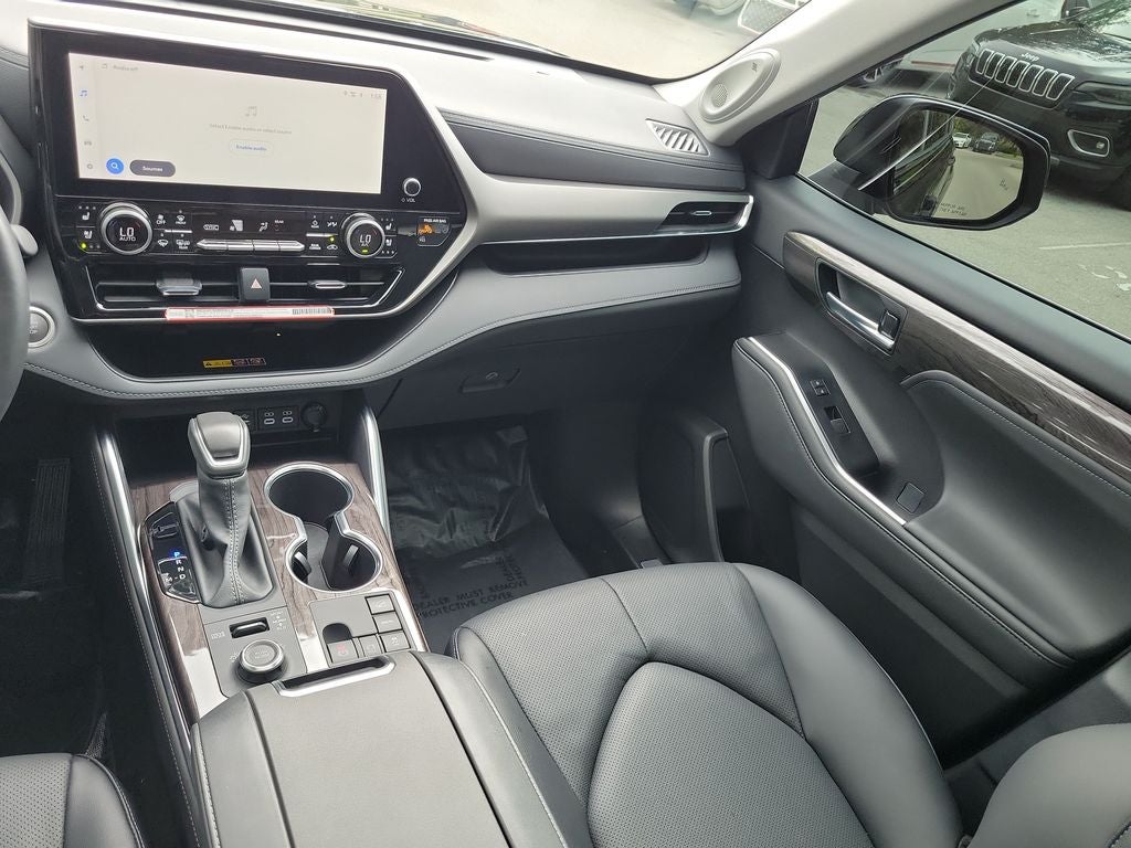 2026 Toyota Highlander Limited