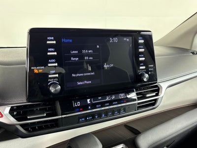 2023 Toyota Sienna LE 8 Passenger
