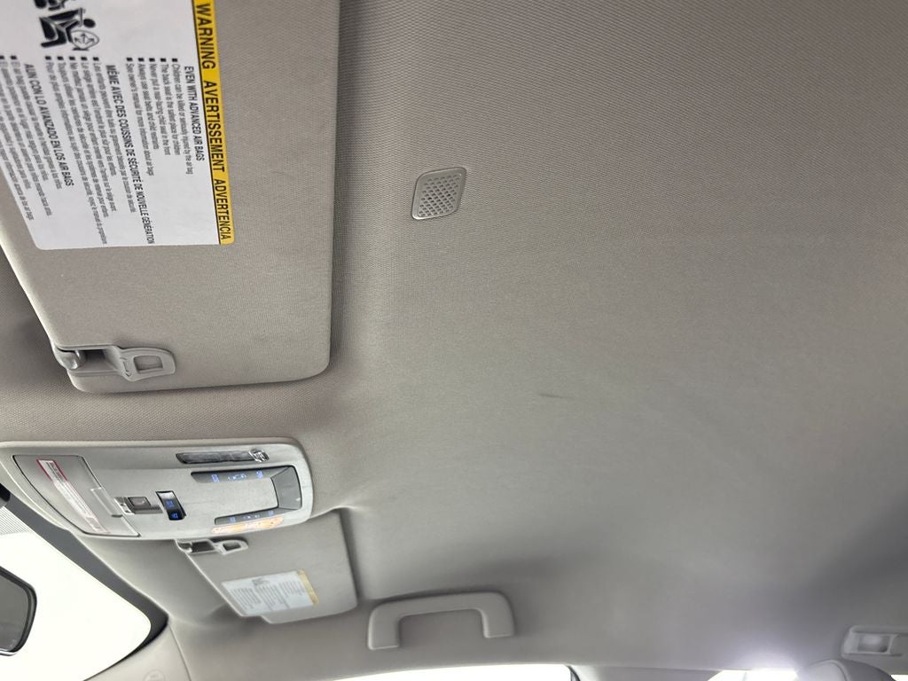 2023 Toyota Sienna LE 8 Passenger