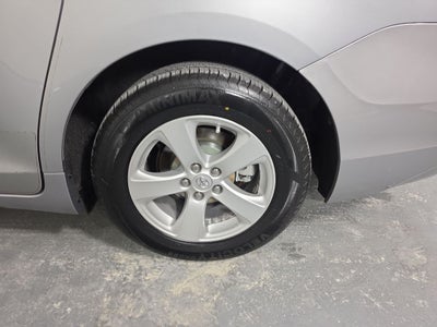 2017 Toyota Sienna LE 8 Passenger