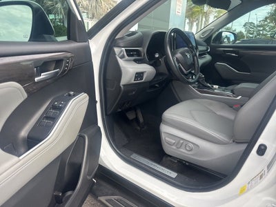 2023 Toyota Highlander Hybrid Limited