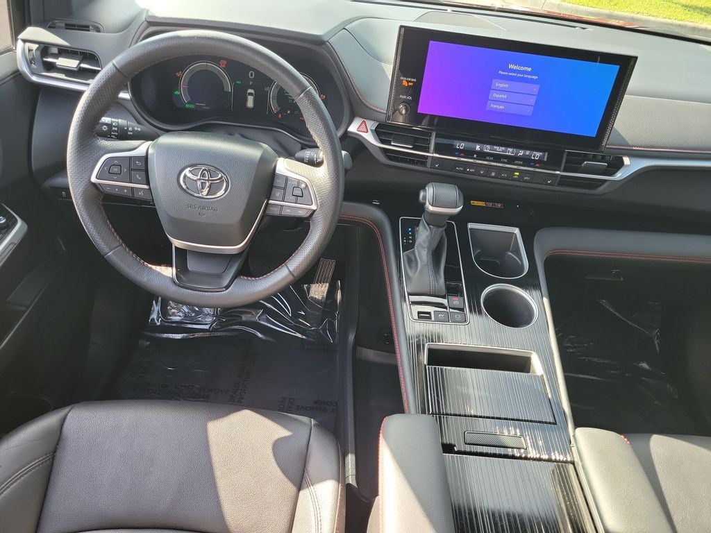 2025 Toyota Sienna XSE 7 Passenger