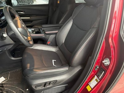2025 Toyota Sienna XSE 7 Passenger