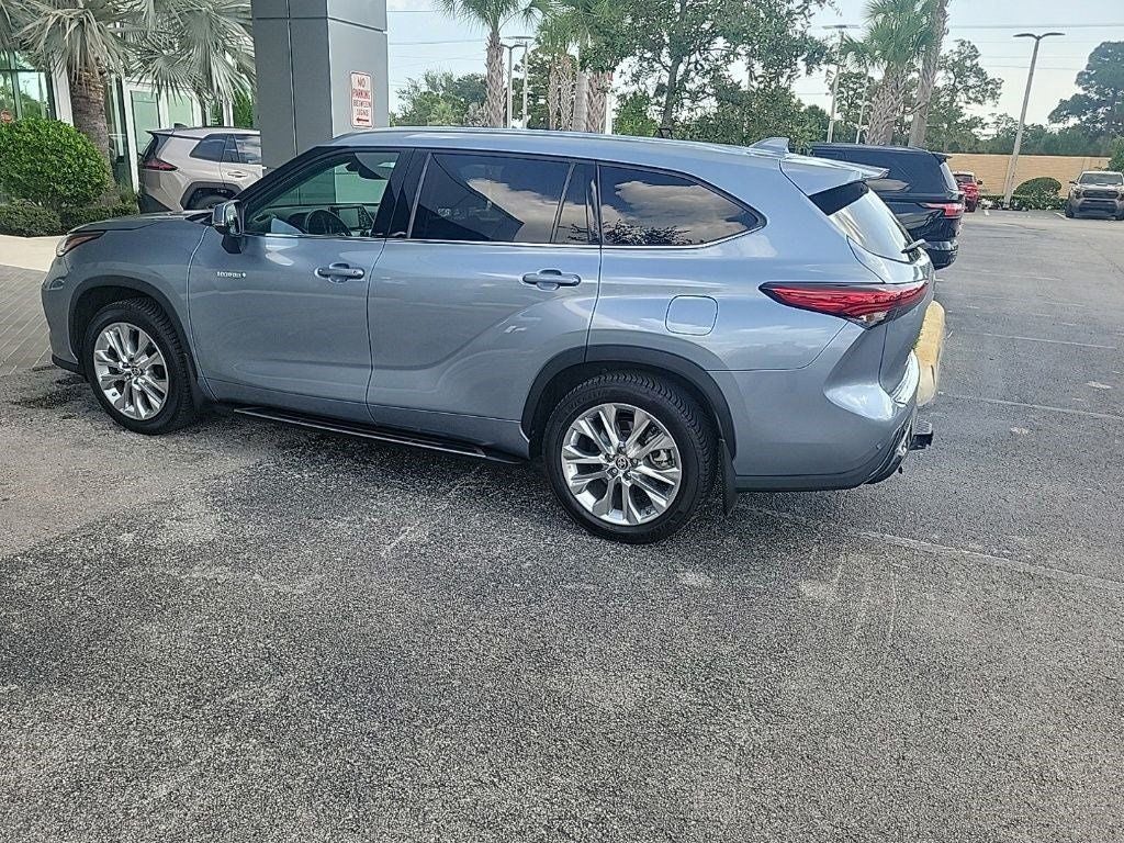 2021 Toyota Highlander Hybrid Limited