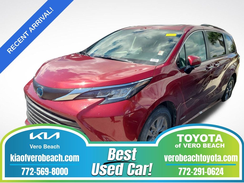 2021 Toyota Sienna XLE 8 Passenger