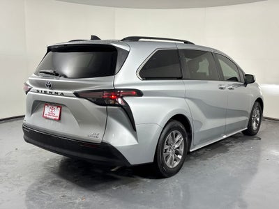 2024 Toyota Sienna XLE 7 Passenger