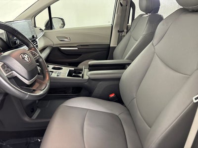 2024 Toyota Sienna XLE 7 Passenger