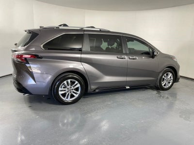 2024 Toyota Sienna Limited 7 Passenger