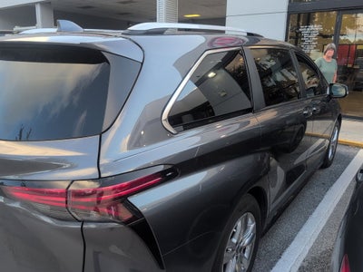 2025 Toyota Sienna Limited 7 Passenger