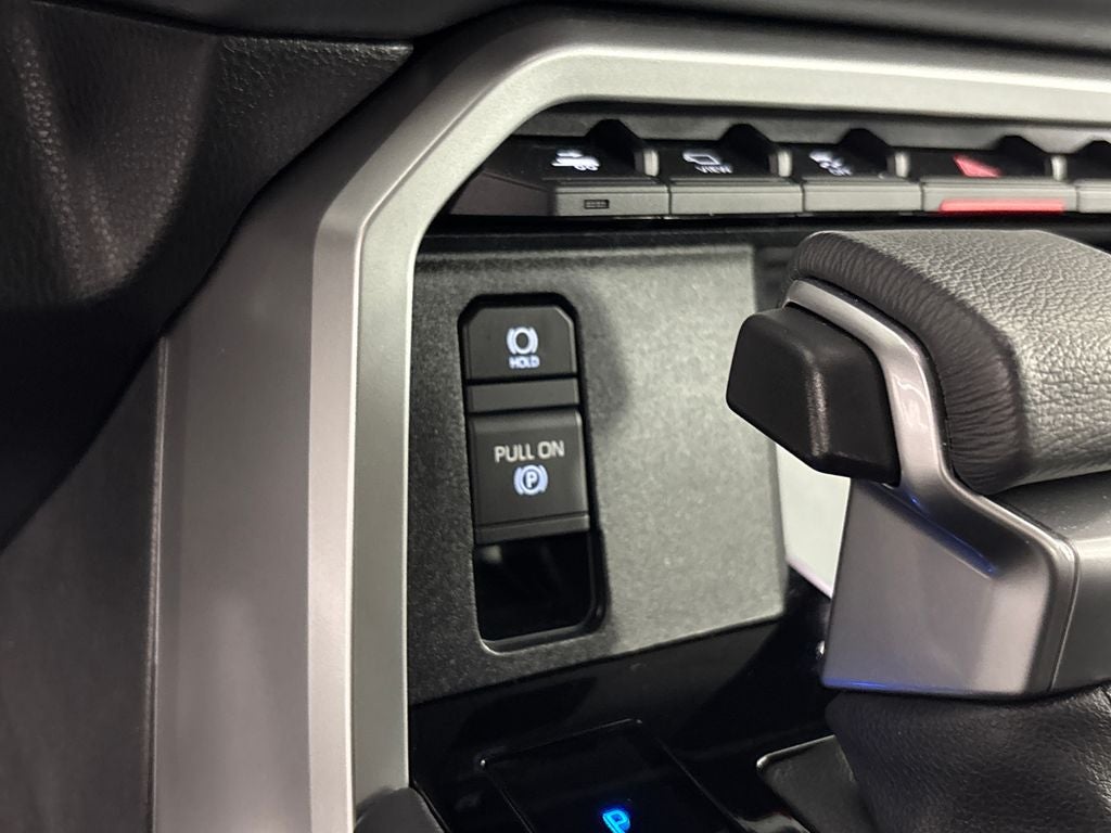 2025 Toyota Tundra Platinum