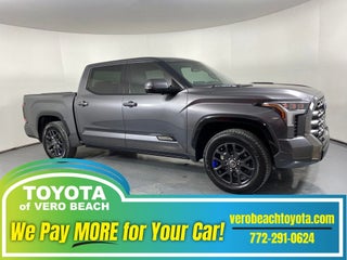 2022 Toyota Tundra Hybrid Platinum