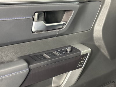 2025 Toyota Tundra Hybrid Platinum