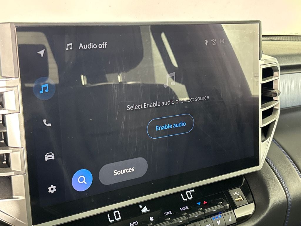 2025 Toyota Tundra Hybrid Platinum