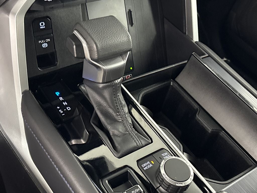 2025 Toyota Tundra Hybrid Platinum