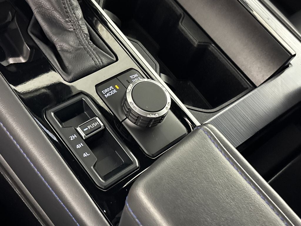 2025 Toyota Tundra Hybrid Platinum