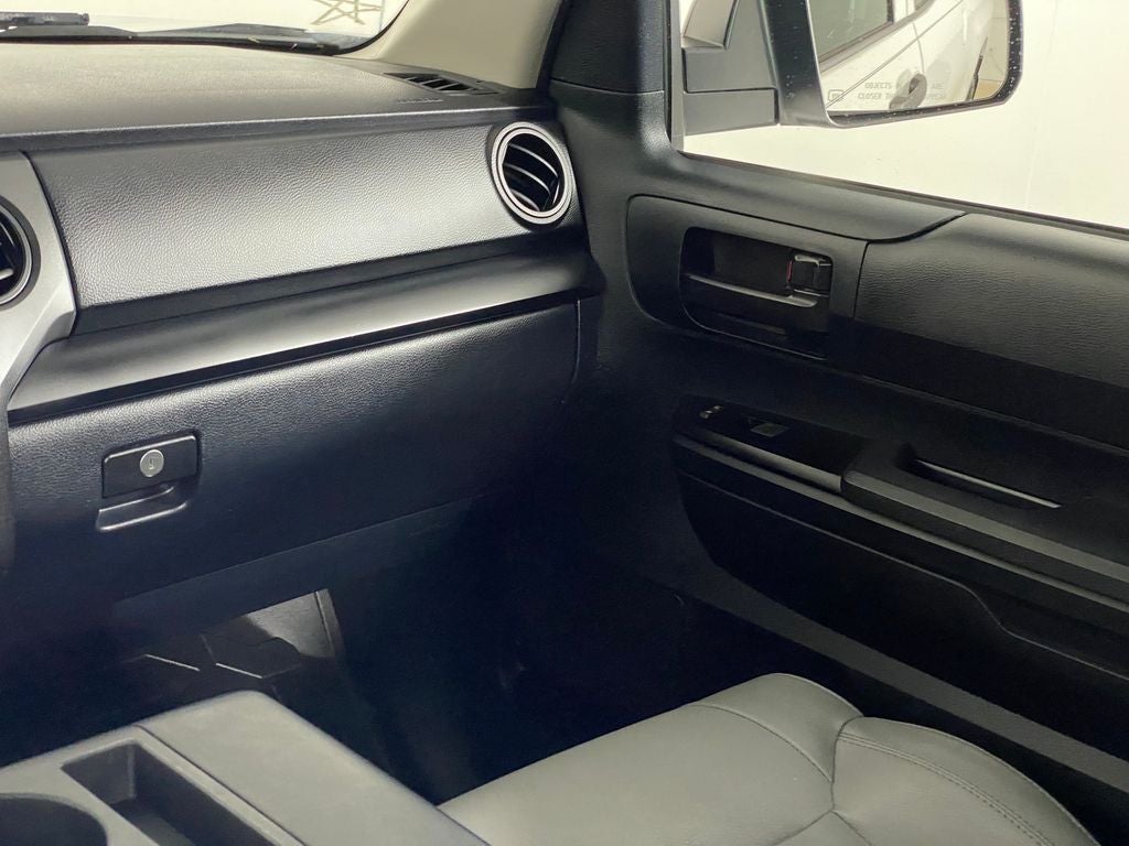 2017 Toyota Tundra SR