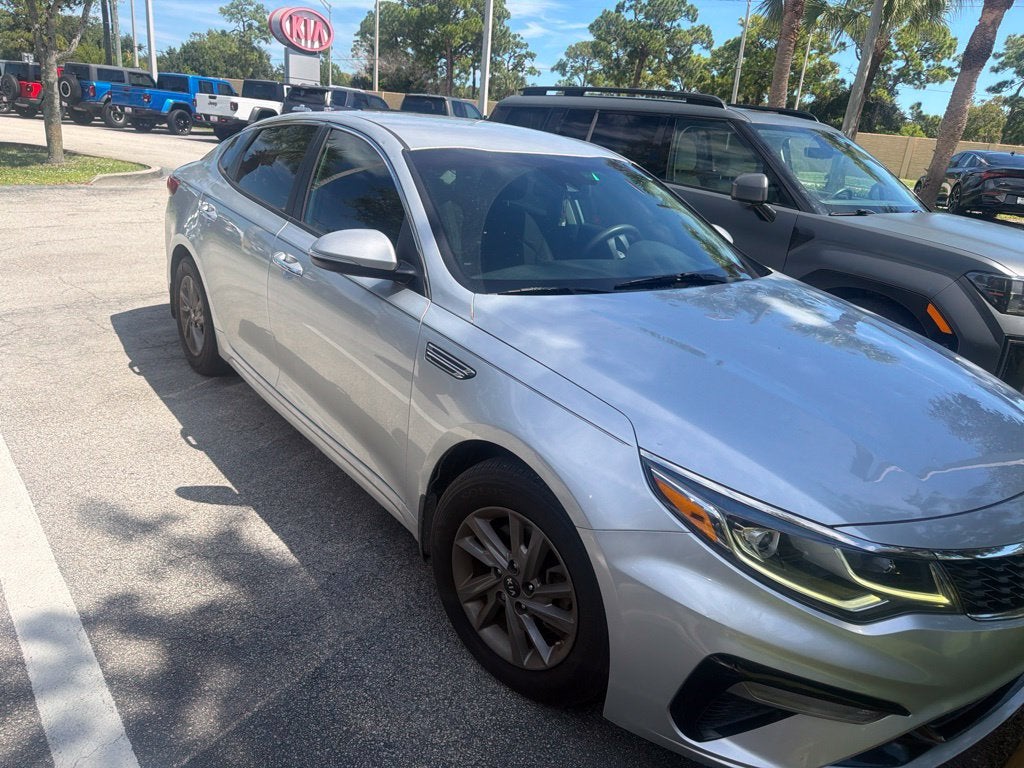 2020 Kia Optima LX
