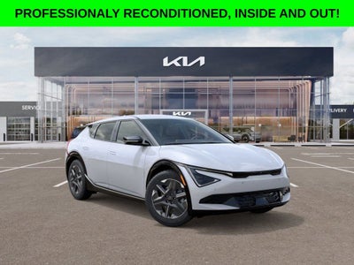 2025 Kia EV6 Light