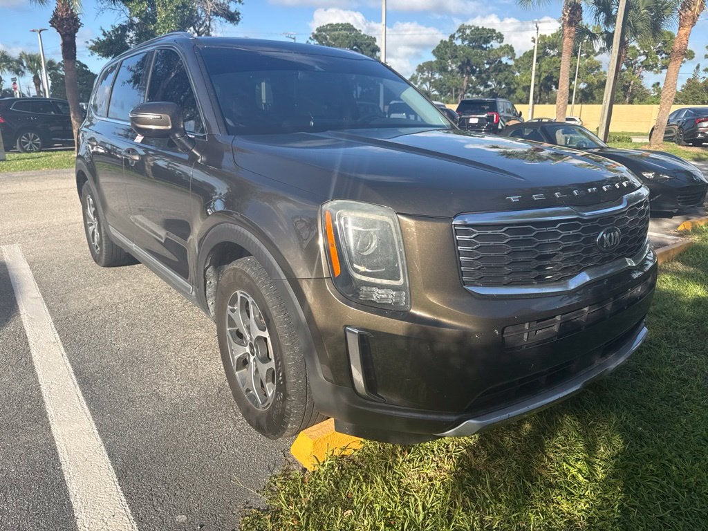 Used 2020 Kia Telluride EX with VIN 5XYP34HC8LG047318 for sale in Vero Beach, FL