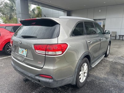2016 Kia Sorento LX