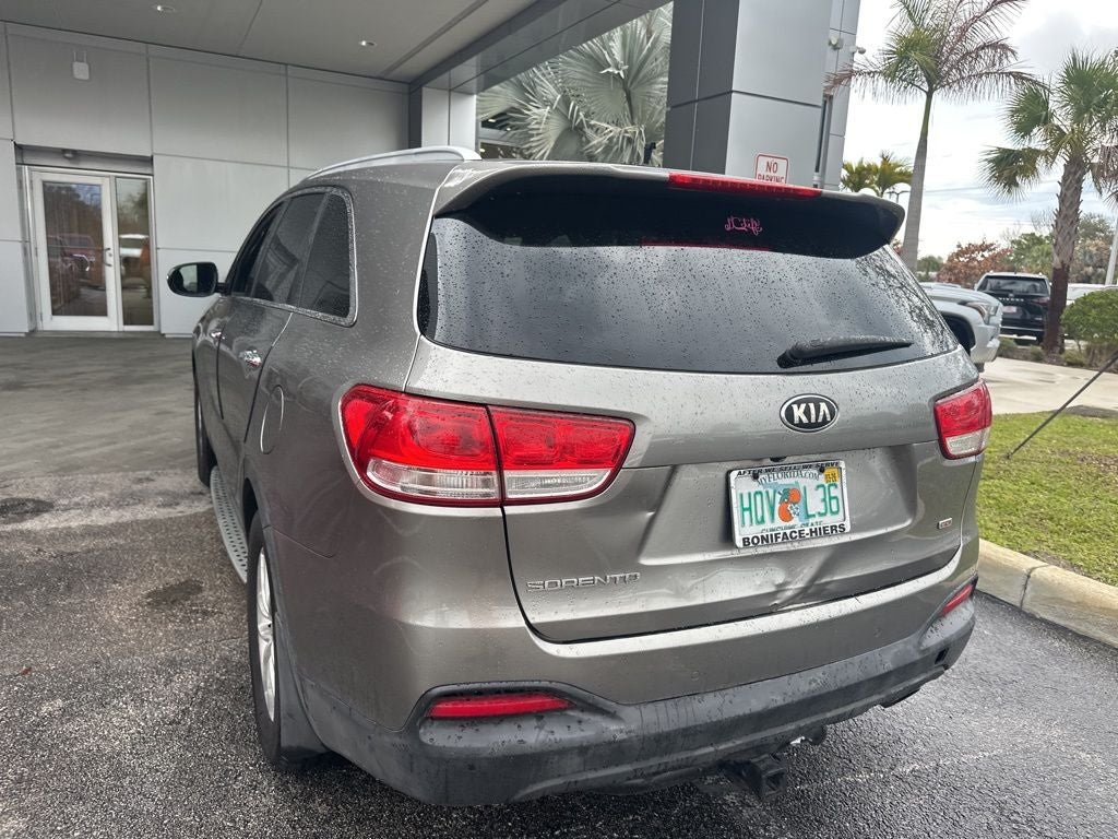 2016 Kia Sorento LX