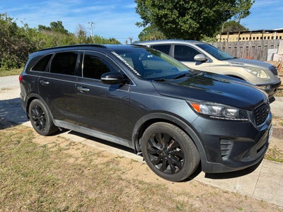 2019 Kia Sorento S