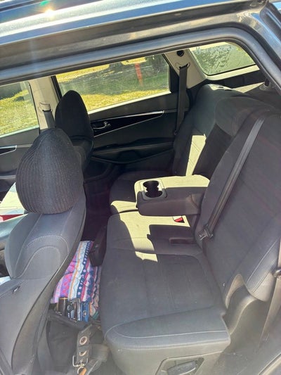 2019 Kia Sorento S