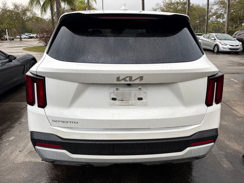 2024 Kia Sorento LX
