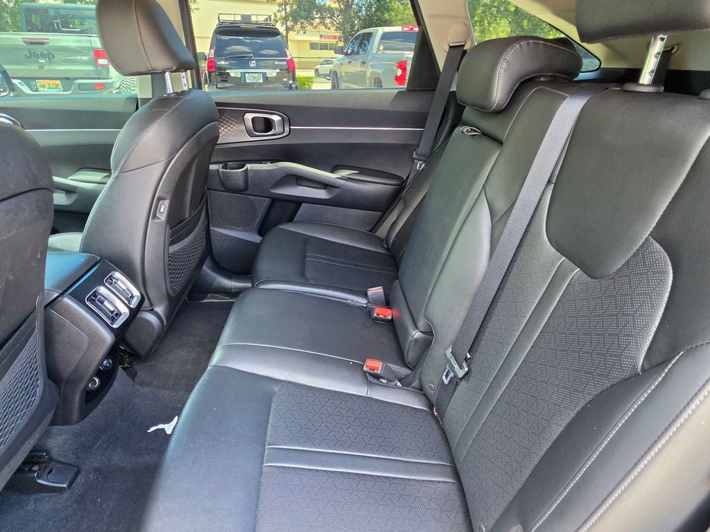 2022 Kia Sorento S