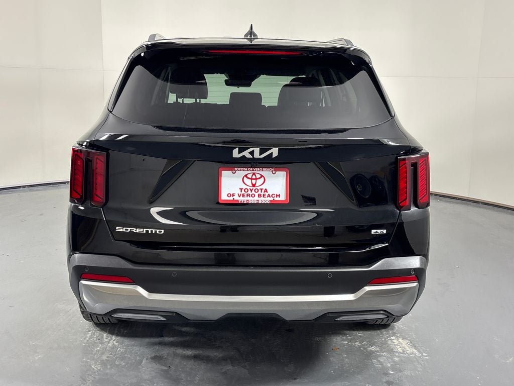 2025 Kia Sorento S
