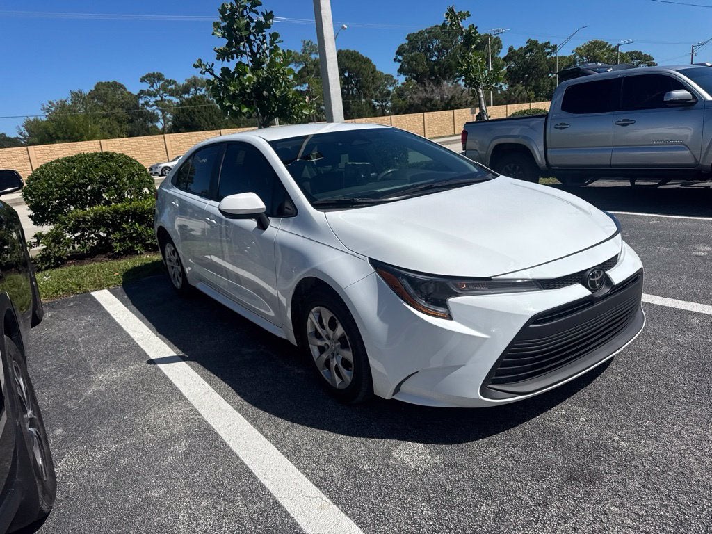 2025 Toyota Corolla LE