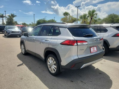 2024 Toyota Corolla Cross LE