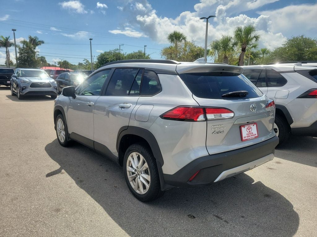 2024 Toyota Corolla Cross LE