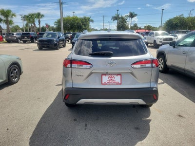 2024 Toyota Corolla Cross LE